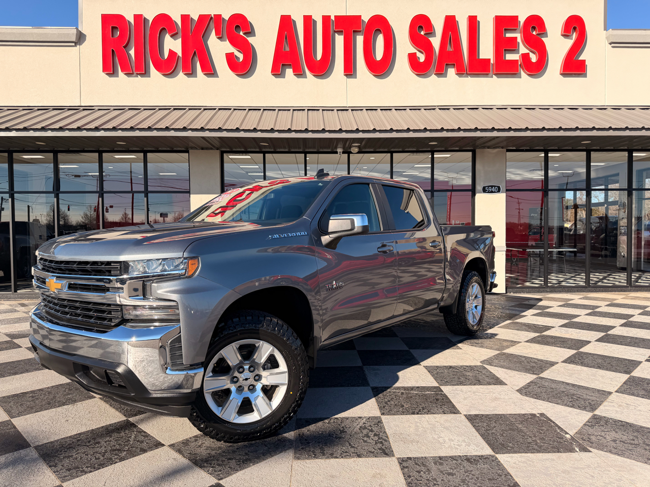 Chevrolet Silverado 1500 LT Crew Cab 2WD 2019