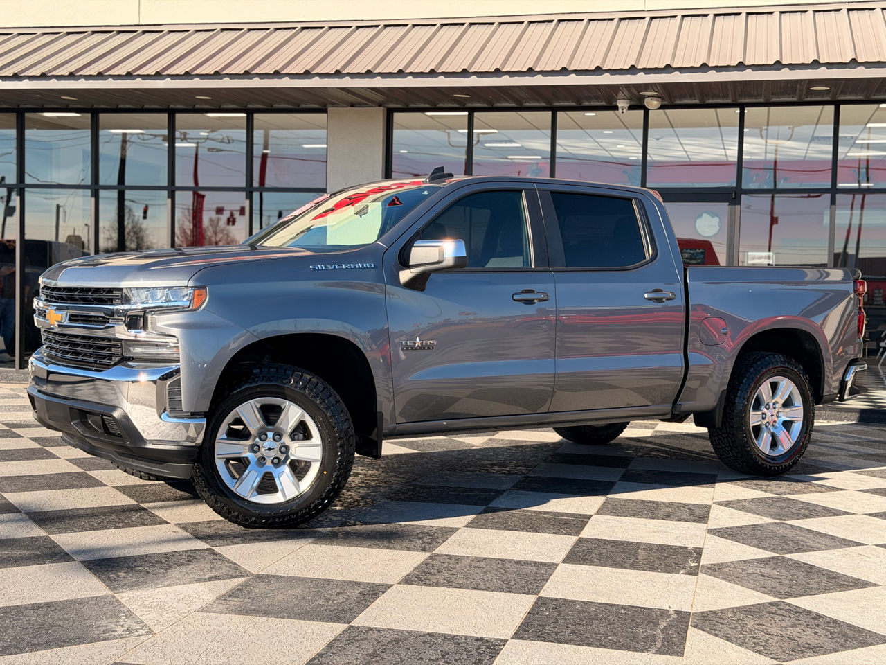 Chevrolet Silverado 1500 LT Crew Cab 2WD 2019