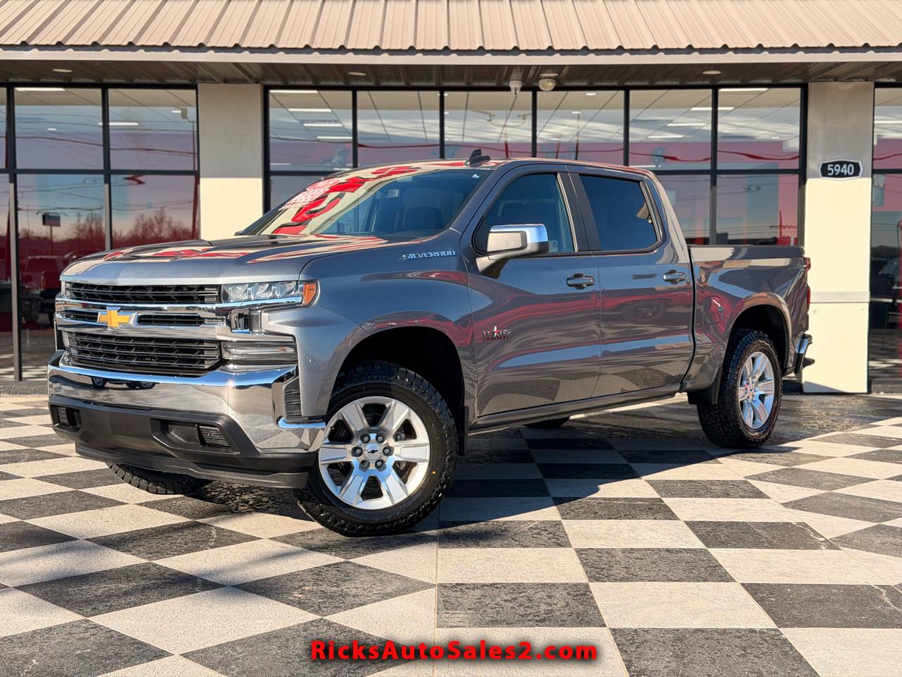2019 Chevrolet Silverado 1500 LT Crew Cab 2WD