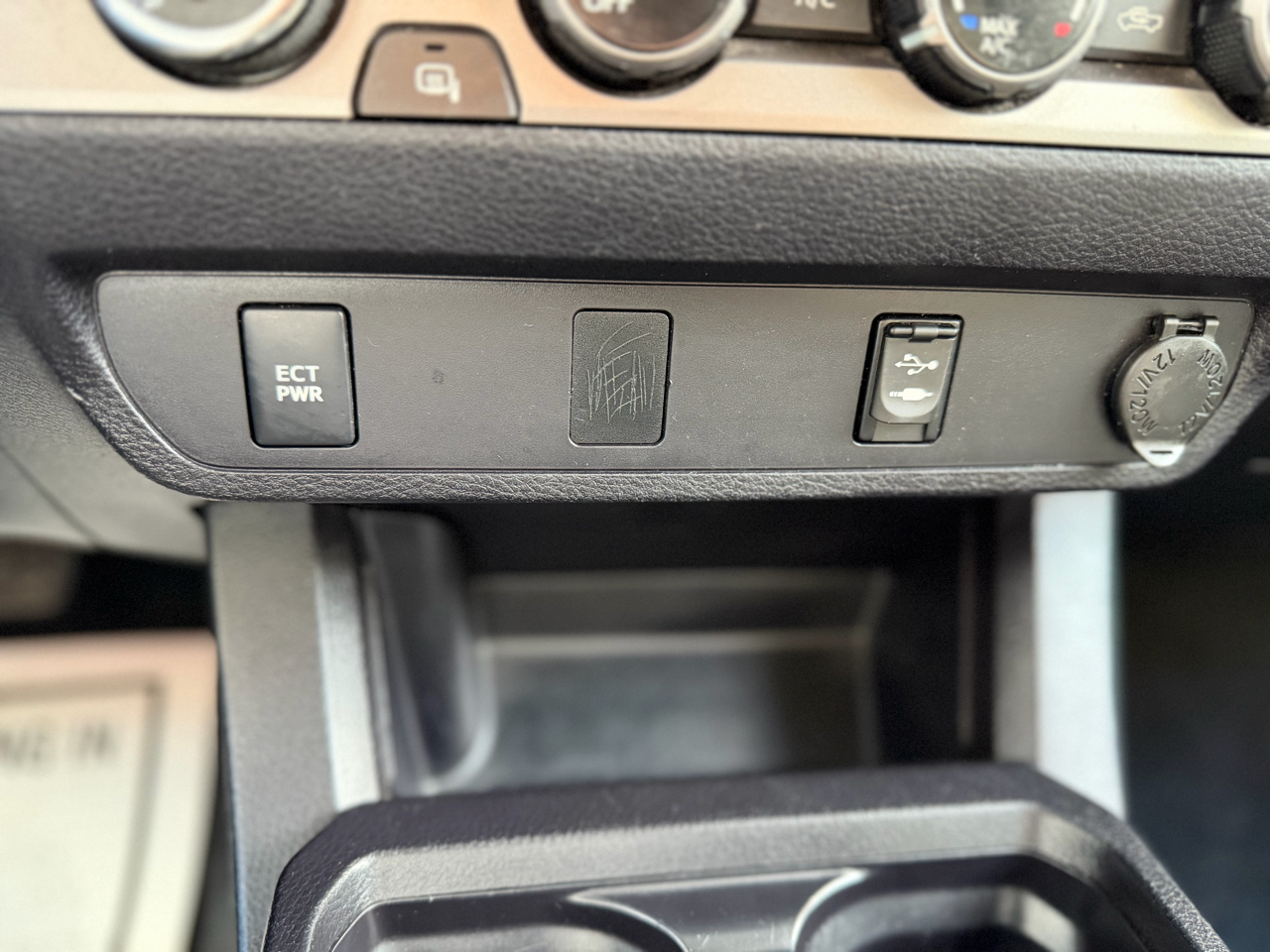 Toyota Tacoma SR5 Double Cab 4WD V6 2016