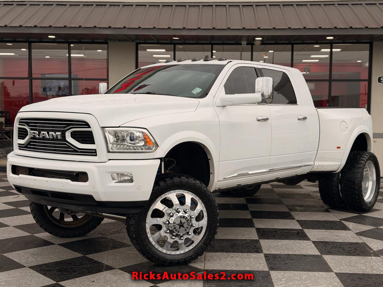 2016 RAM 3500 Limited Longhorn 4x4 Mega Cab 6'4" Box