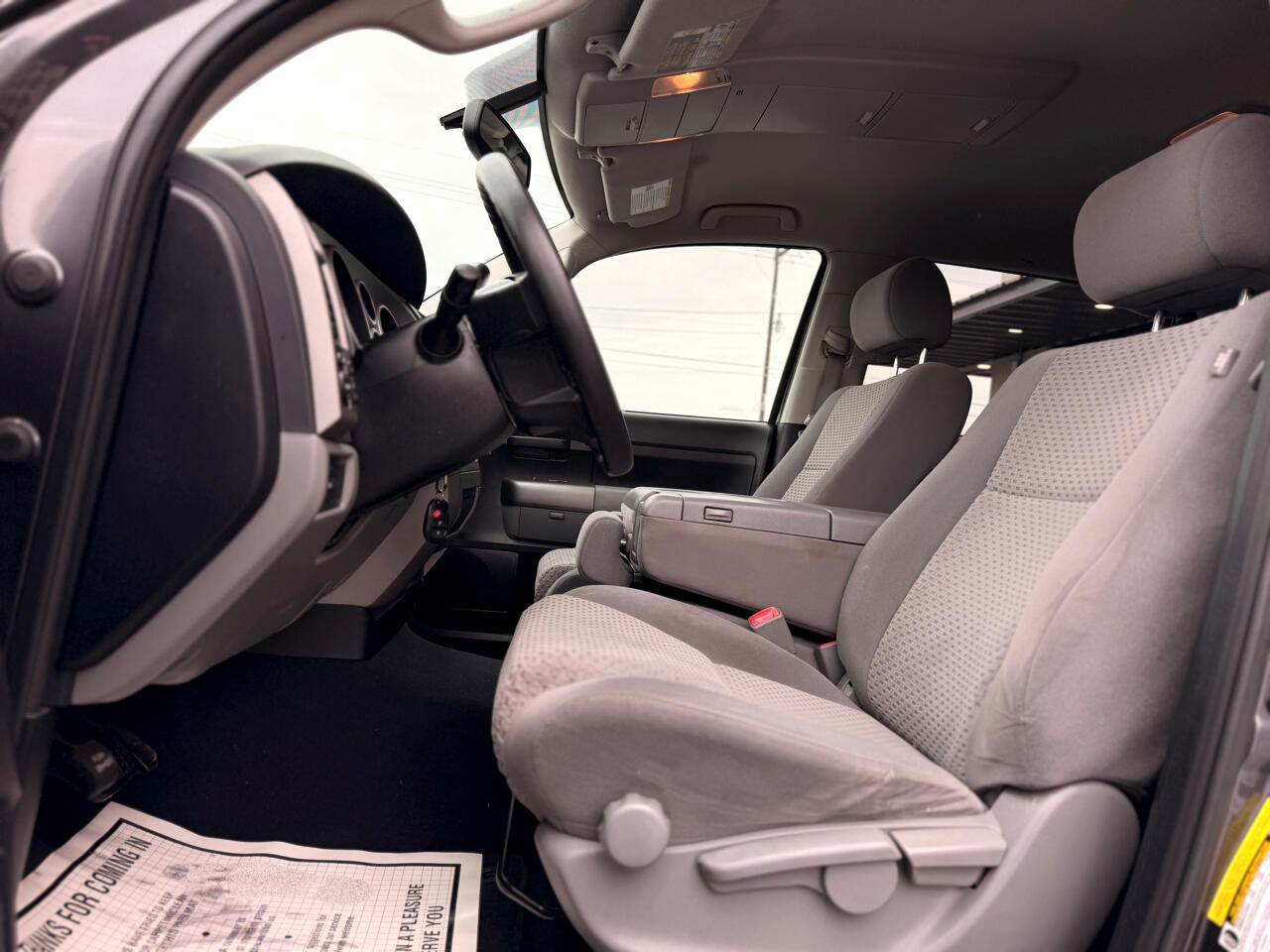 Toyota Tundra Tundra-Grade 5.7L CrewMax 2WD 2013