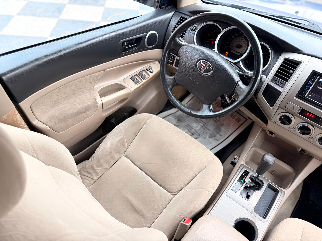 Toyota Tacoma PreRunner Double Cab V6 Auto 2WD 2006