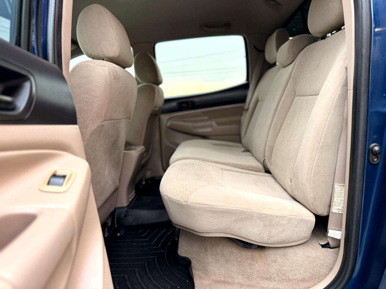 Toyota Tacoma PreRunner Double Cab V6 Auto 2WD 2006