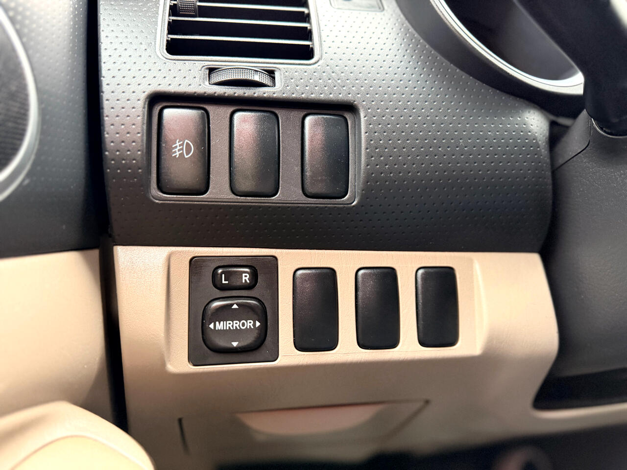 Toyota Tacoma PreRunner Double Cab V6 Auto 2WD 2006