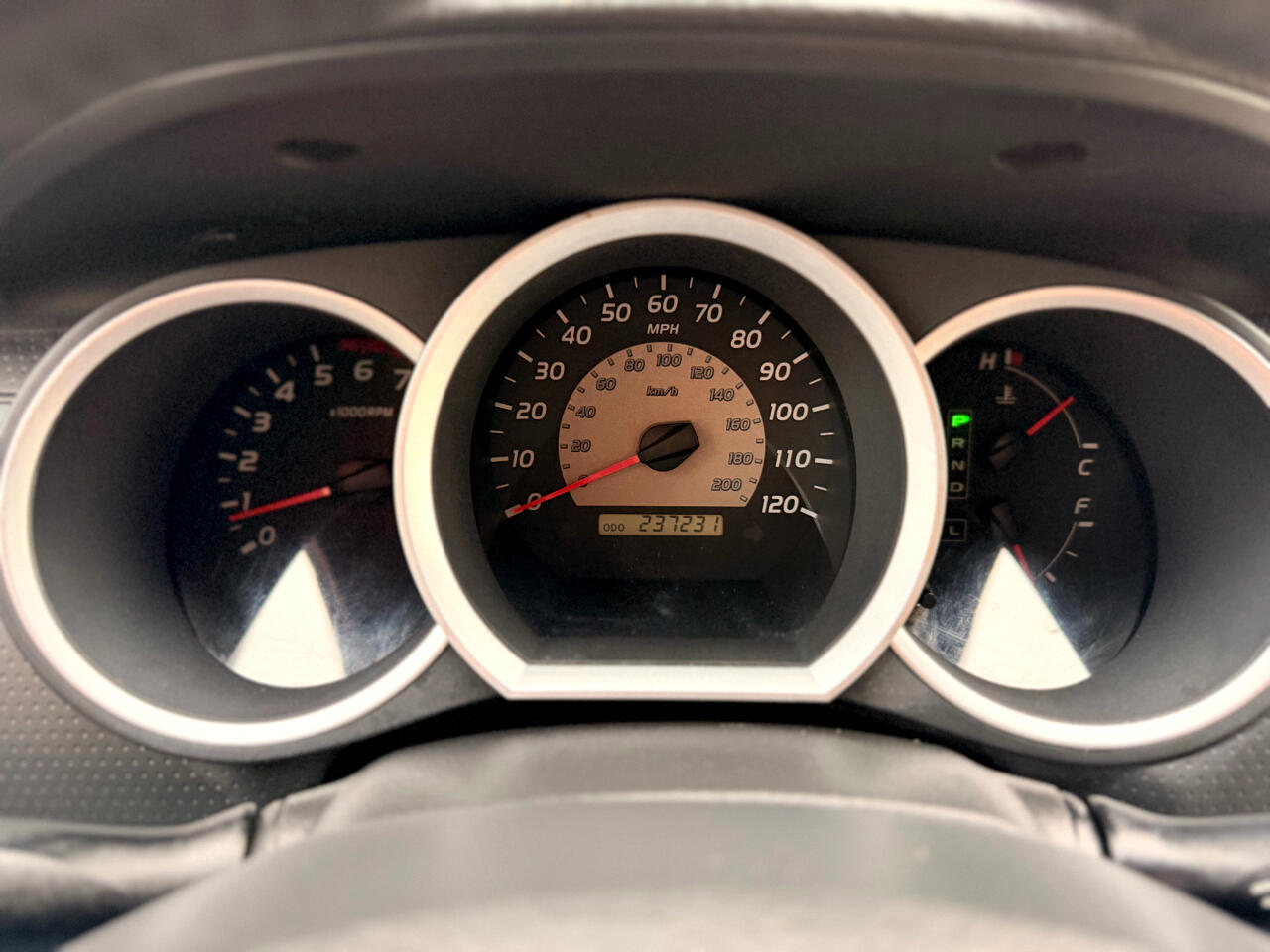 Toyota Tacoma PreRunner Double Cab V6 Auto 2WD 2006