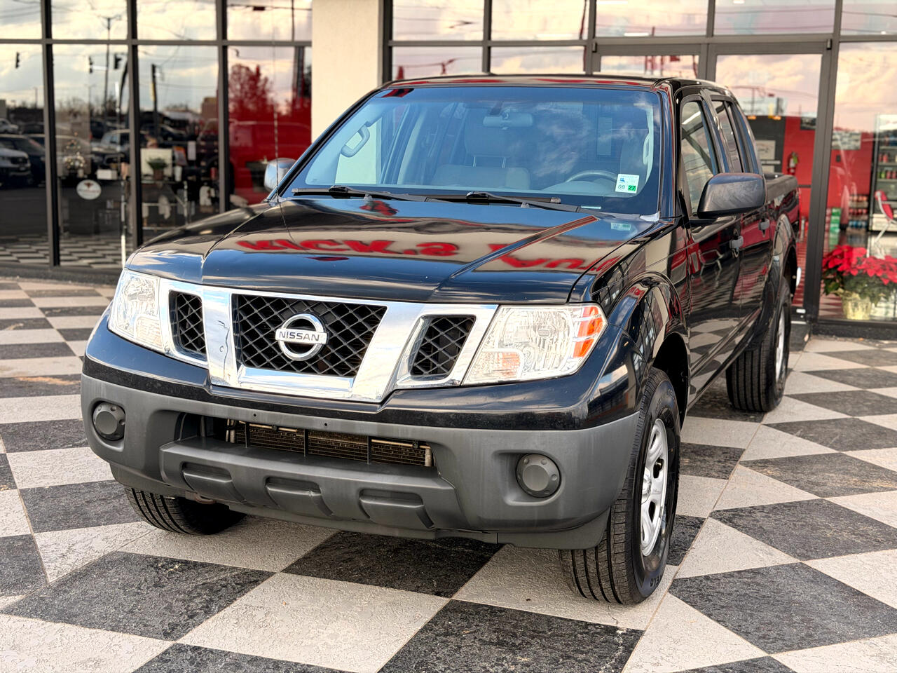 Nissan Frontier S Crew Cab 4X4 V6 2013