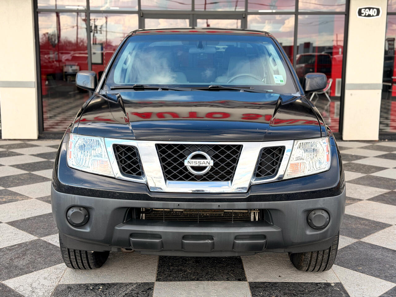 Nissan Frontier S Crew Cab 4X4 V6 2013