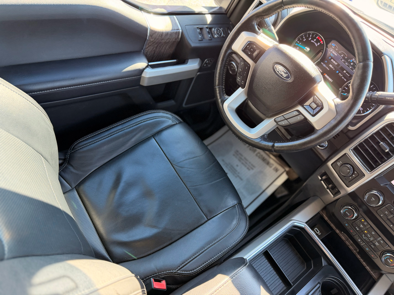 Ford F-250 SD Lariat Crew Cab 4WD 2019