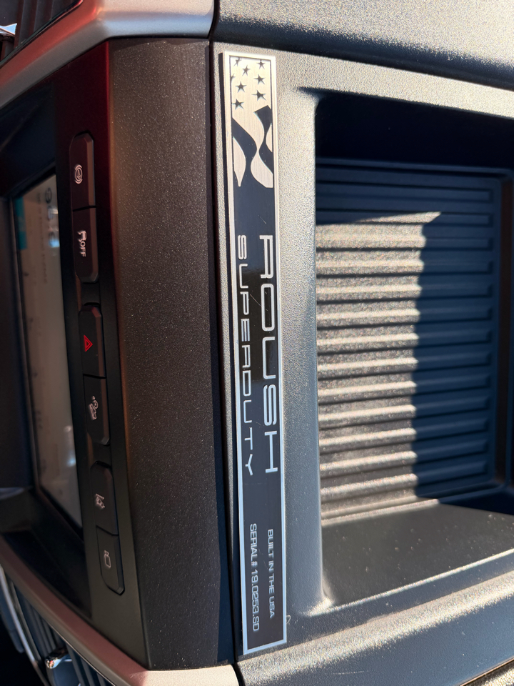 Ford F-250 SD Lariat Crew Cab 4WD 2019