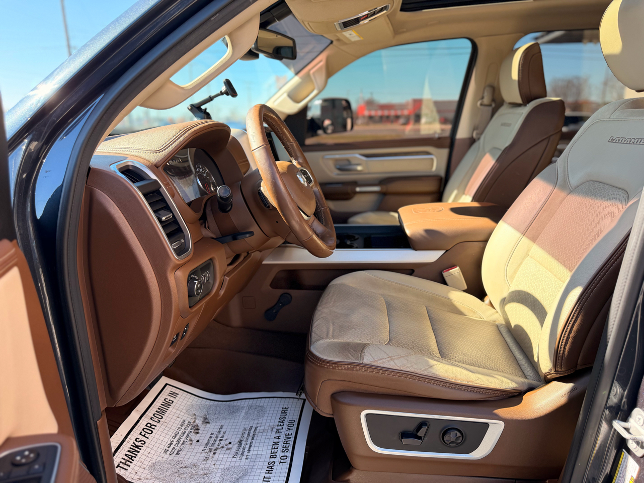 RAM 1500 Laramie Crew Cab SWB 4WD 2019