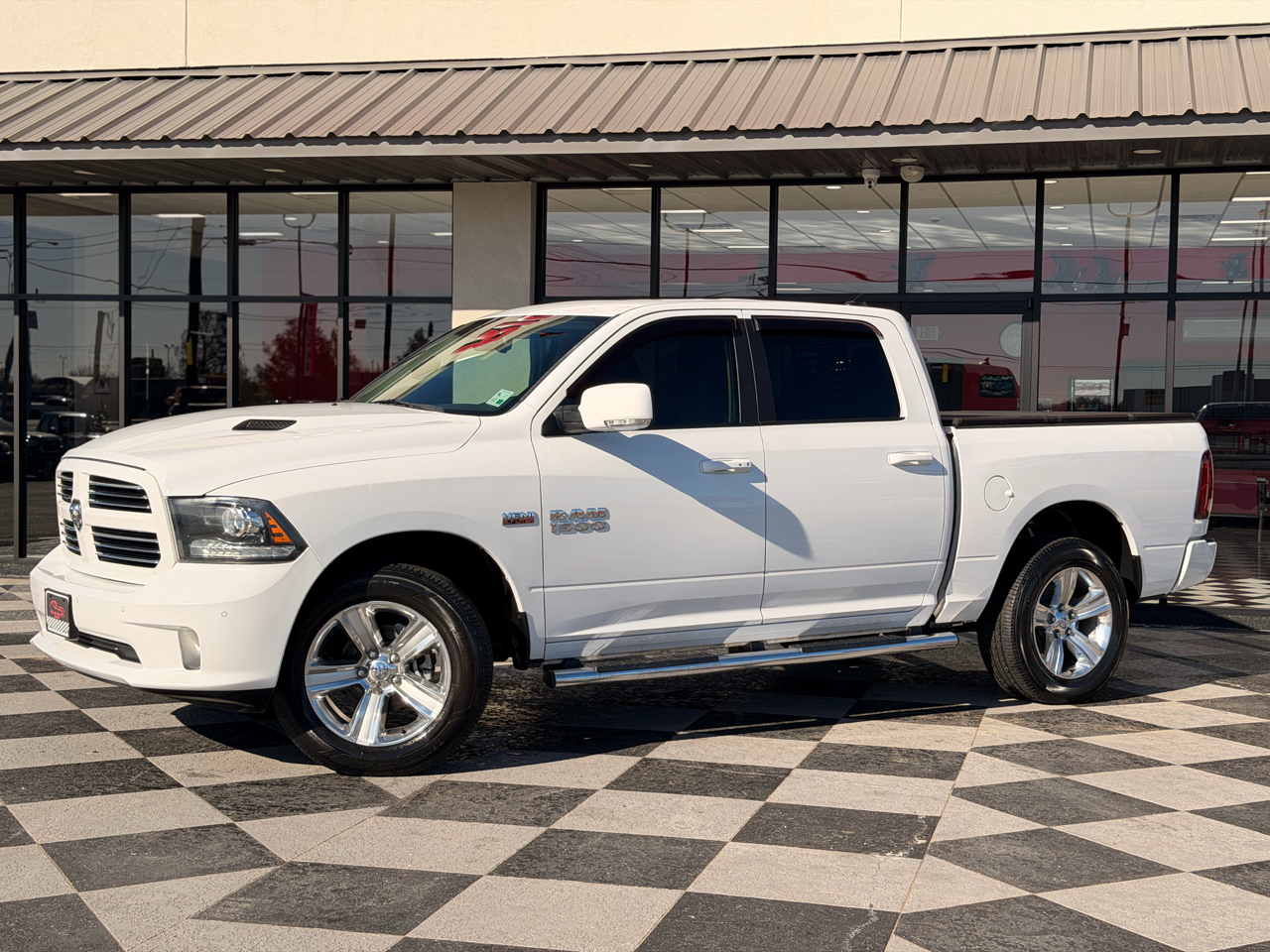 RAM 1500 Sport Crew Cab 4WD 2016