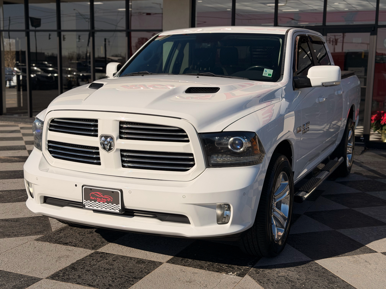 RAM 1500 Sport Crew Cab 4WD 2016