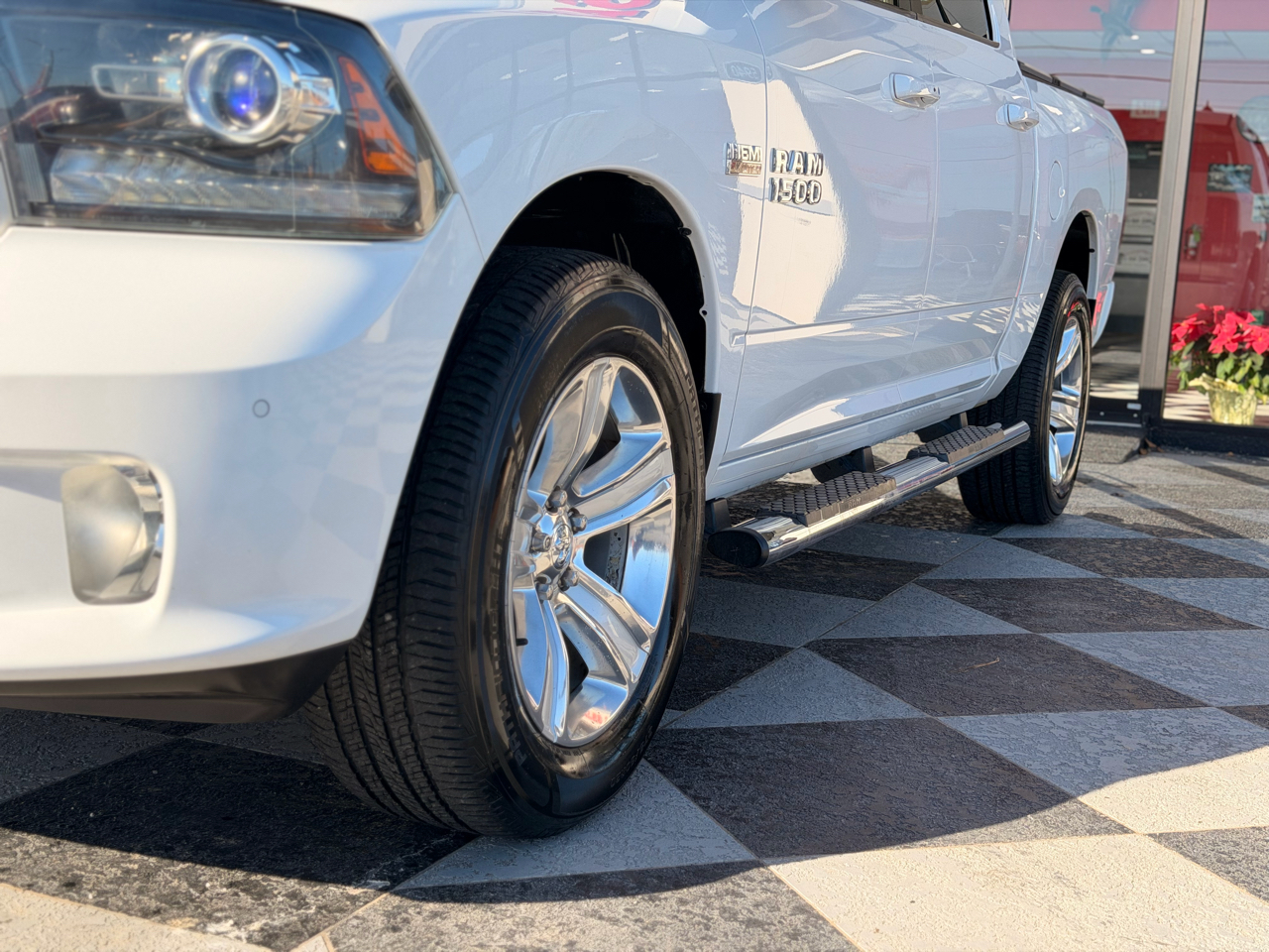 RAM 1500 Sport Crew Cab 4WD 2016