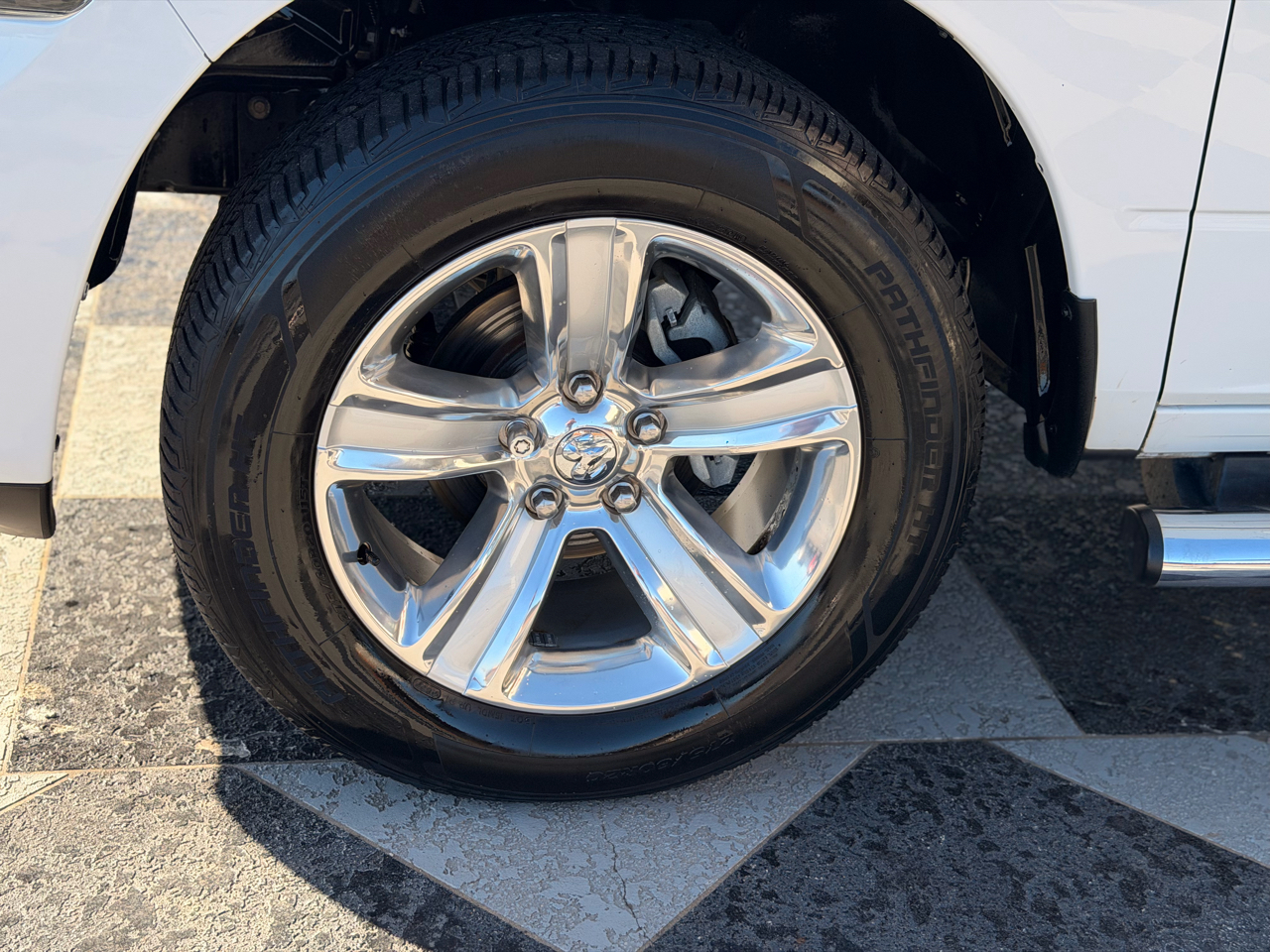 RAM 1500 Sport Crew Cab 4WD 2016