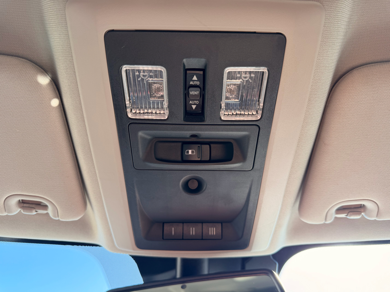 RAM 1500 Sport Crew Cab 4WD 2016