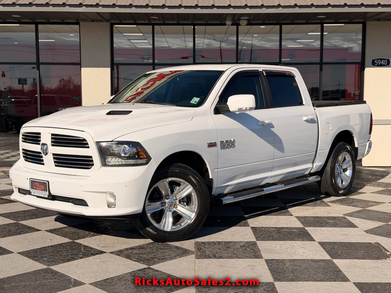 RAM 1500 Sport Crew Cab 4WD 2016