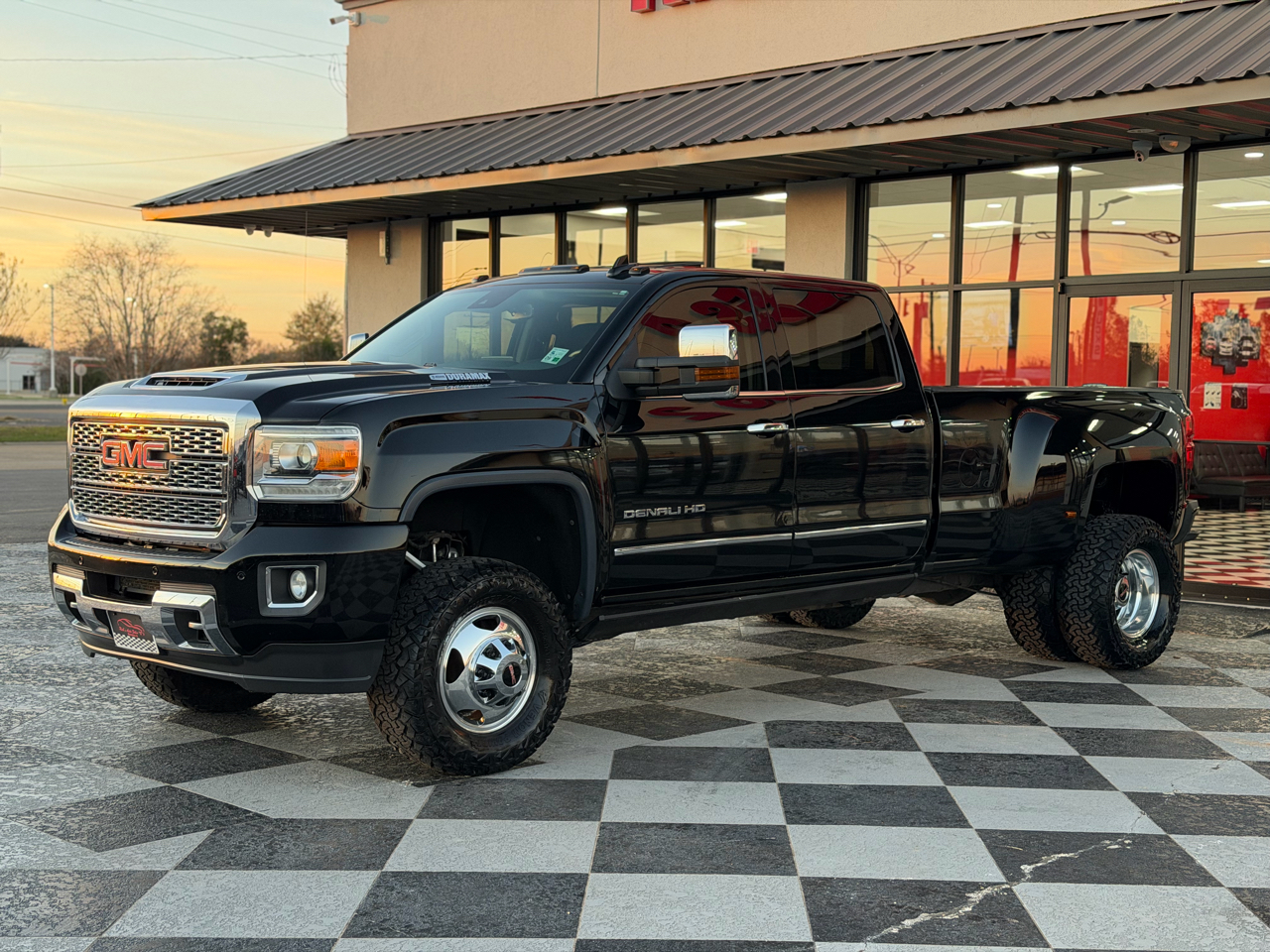 GMC Sierra 3500HD 4WD Crew Cab 167.7" DRW Denali 2019