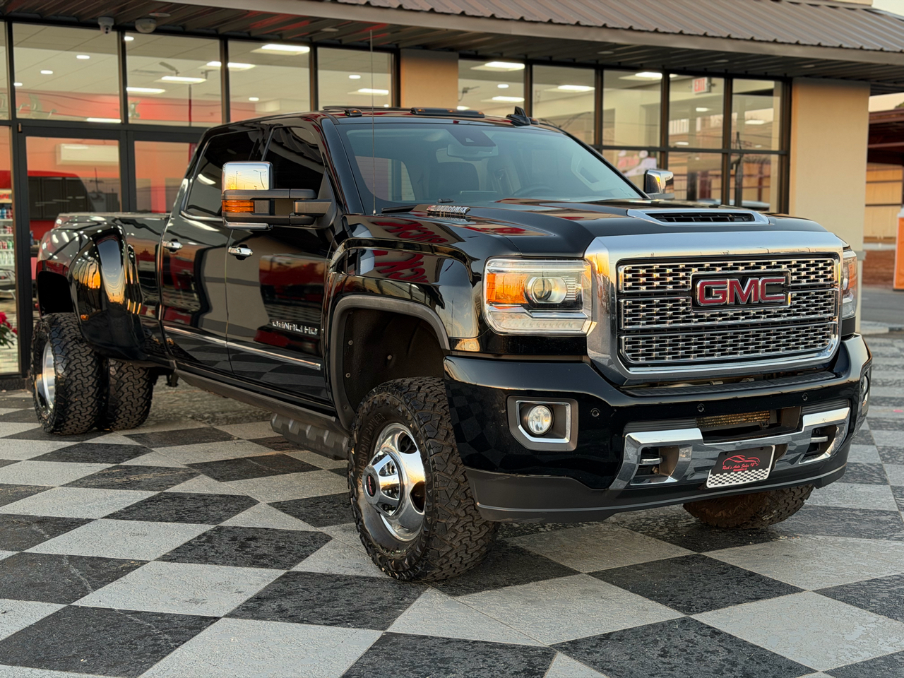 GMC Sierra 3500HD 4WD Crew Cab 167.7" DRW Denali 2019