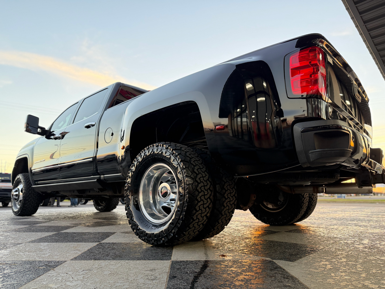 GMC Sierra 3500HD 4WD Crew Cab 167.7" DRW Denali 2019