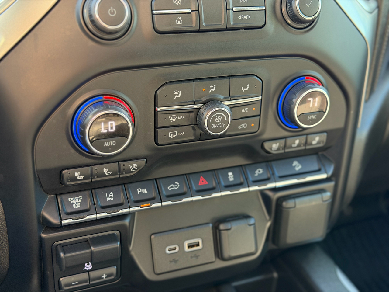 Chevrolet Silverado 2500HD LTZ Crew Cab 4WD 2020