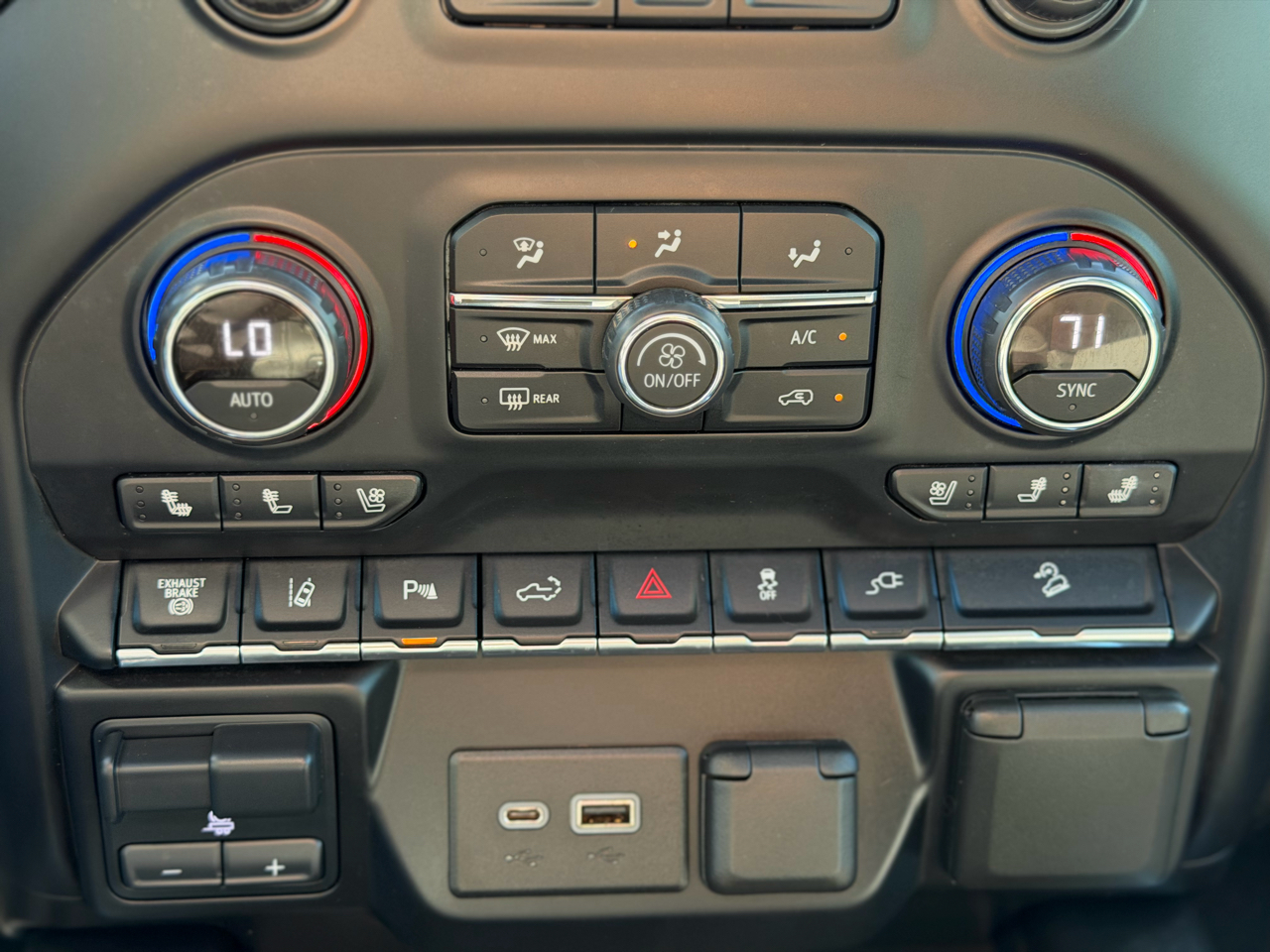 Chevrolet Silverado 2500HD LTZ Crew Cab 4WD 2020