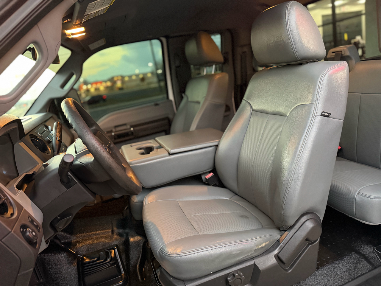 Ford F-250 SD XL SuperCab 4WD 2015