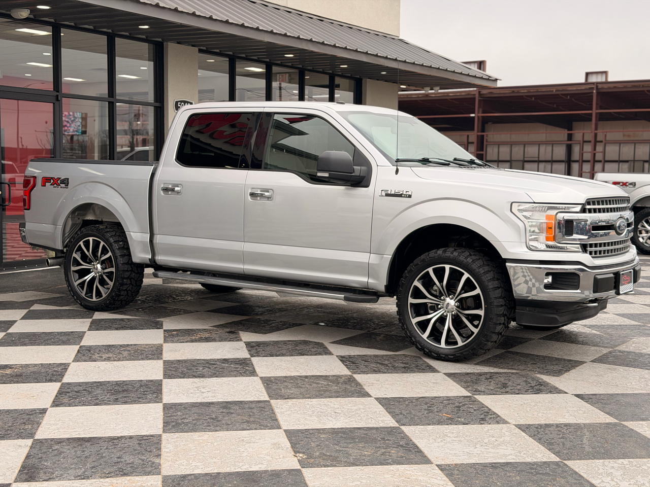 Ford F-150 XLT 4WD SuperCrew 5.5' Box 2018