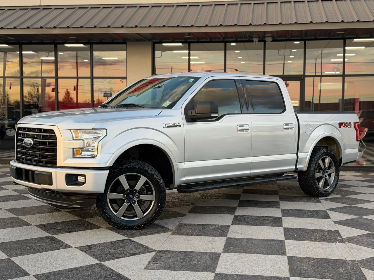 Ford F-150 XLT SuperCrew 4WD 2016