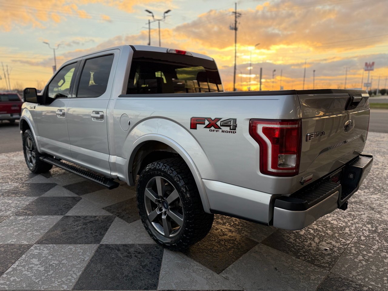 Ford F-150 XLT SuperCrew 4WD 2016