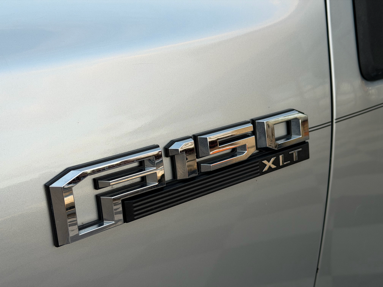 Ford F-150 XLT SuperCrew 4WD 2016