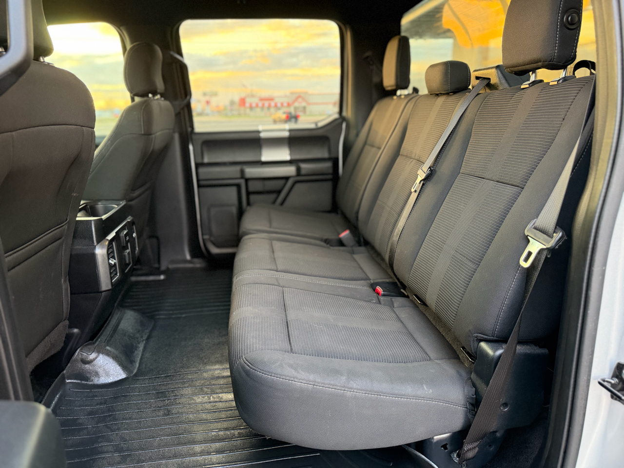 Ford F-150 XLT SuperCrew 4WD 2016