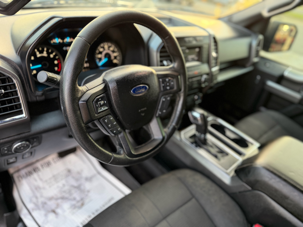 Ford F-150 XLT SuperCrew 4WD 2016