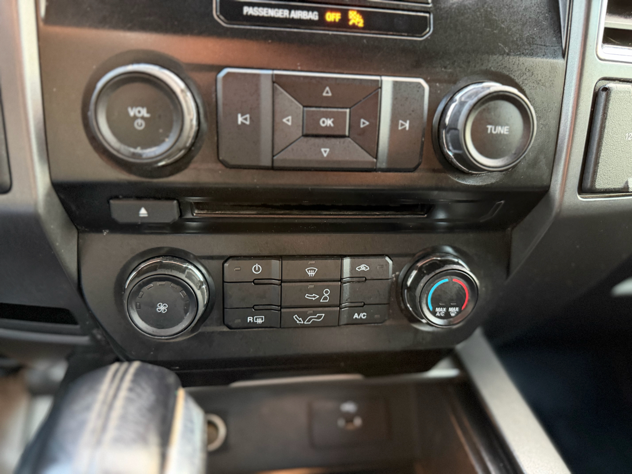 Ford F-150 XLT SuperCrew 4WD 2016