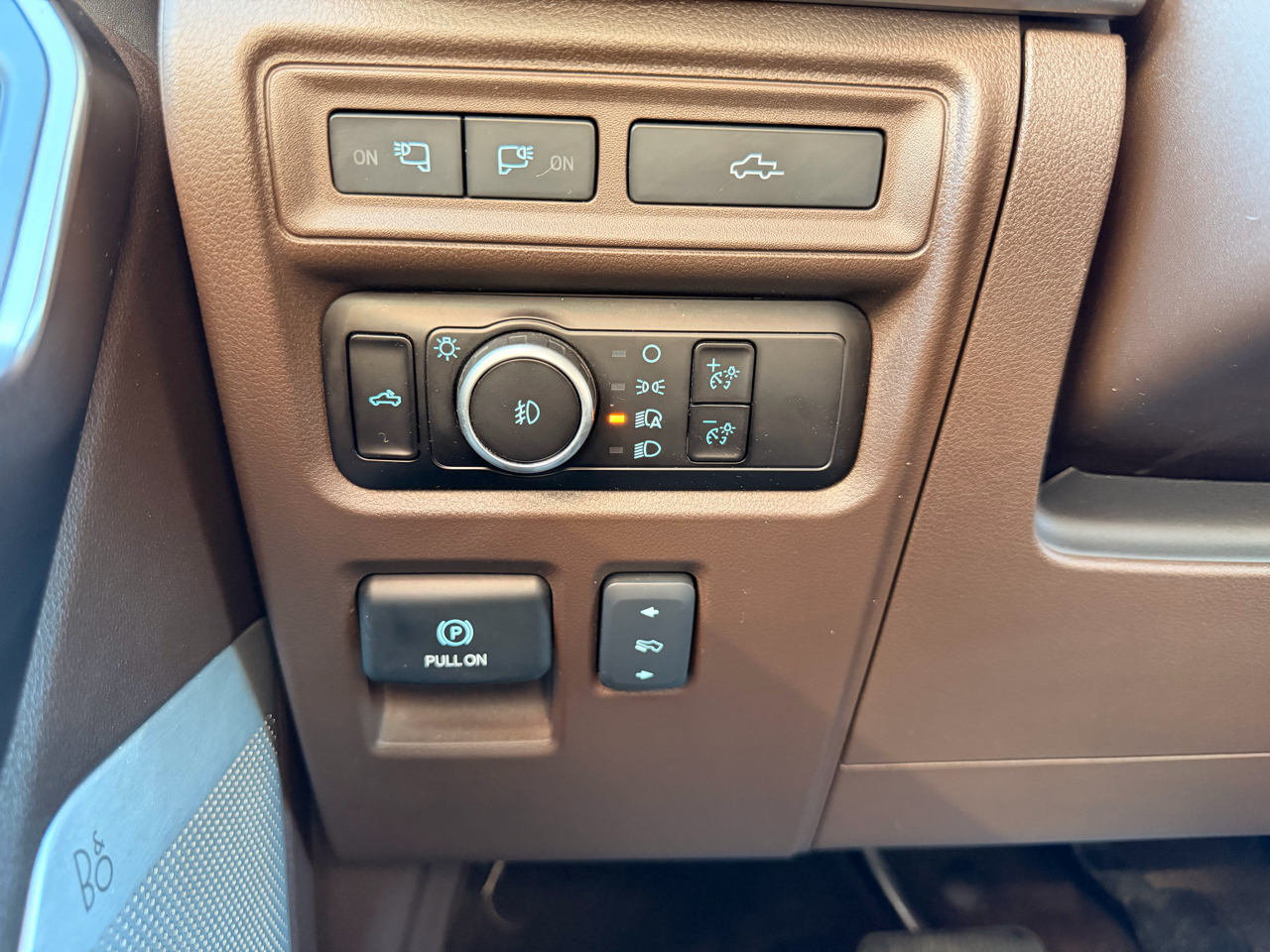 Ford F-150 King Ranch 4WD SuperCrew 5.5' Box 2023