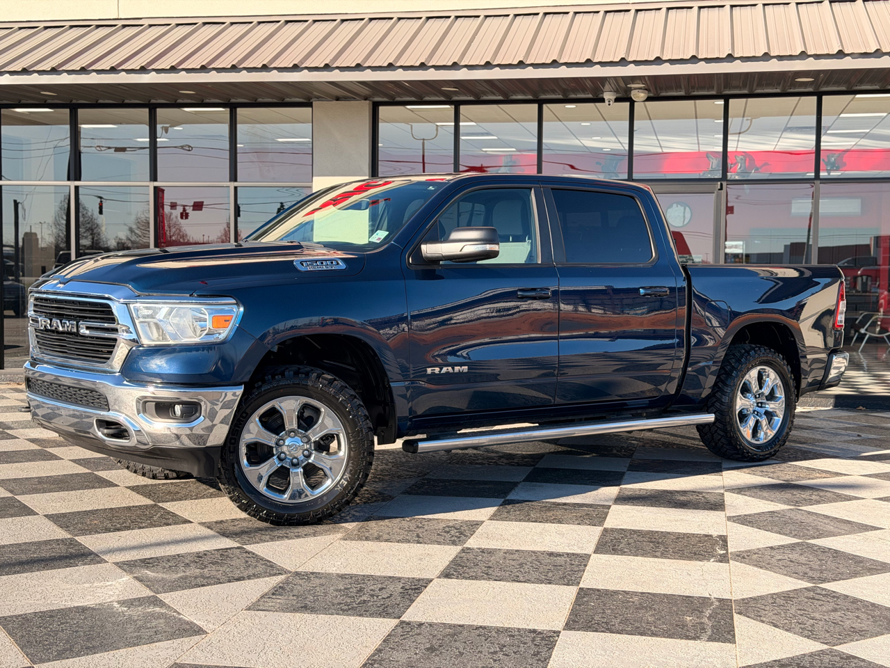 RAM 1500 Big Horn Crew Cab SWB 4WD 2021