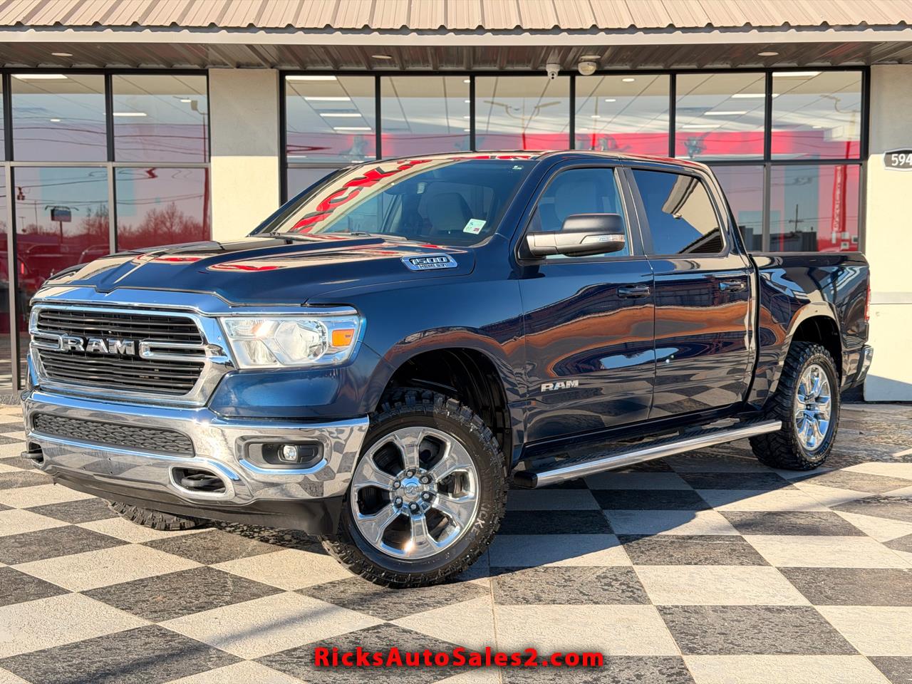 RAM 1500 Big Horn Crew Cab SWB 4WD 2021
