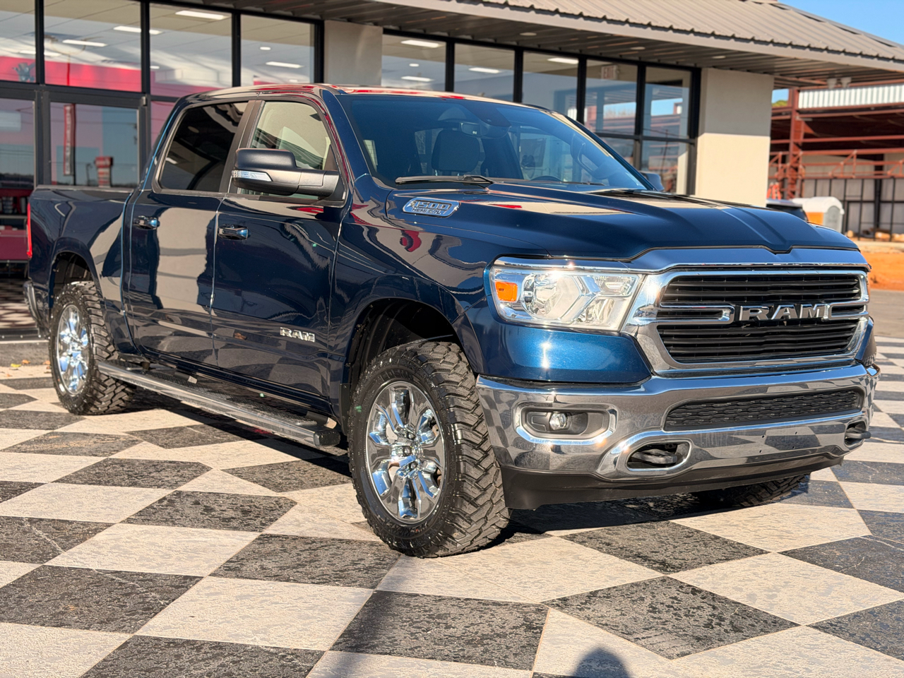 RAM 1500 Big Horn Crew Cab SWB 4WD 2021