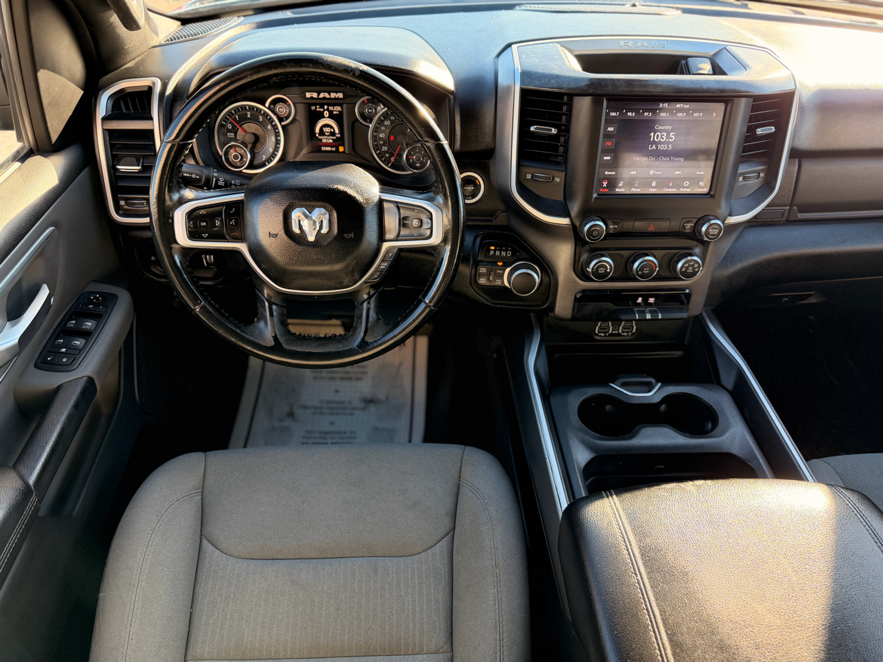 RAM 1500 Big Horn Crew Cab SWB 4WD 2021