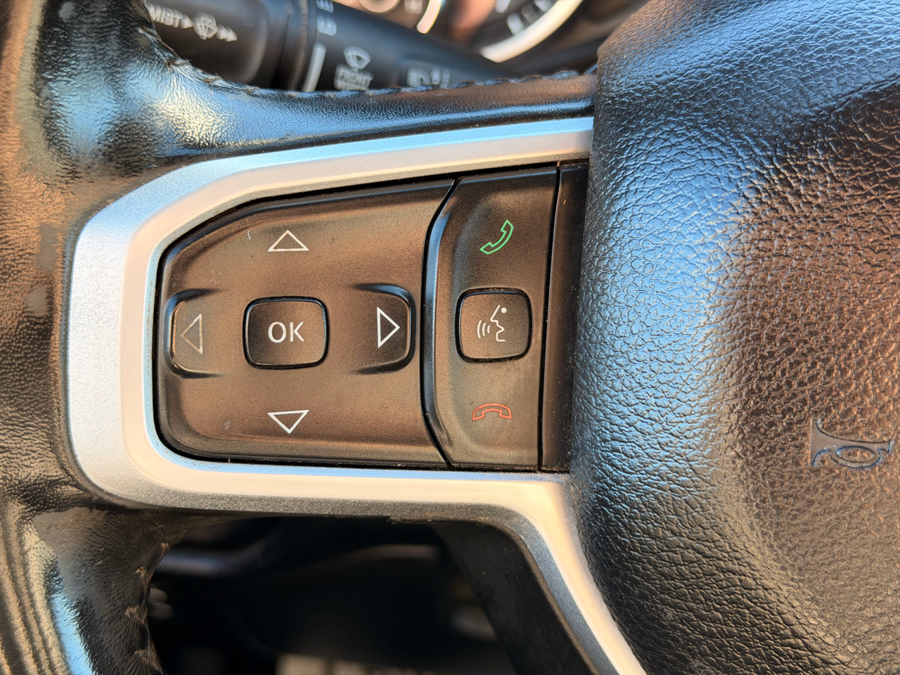 RAM 1500 Big Horn Crew Cab SWB 4WD 2021