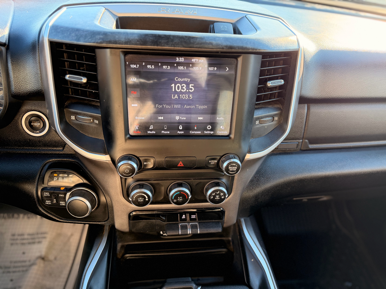 RAM 1500 Big Horn Crew Cab SWB 4WD 2021