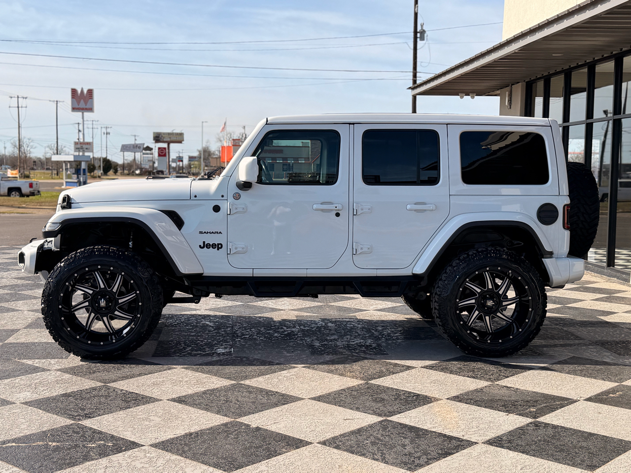 Jeep Wrangler Unlimited Sahara 2018