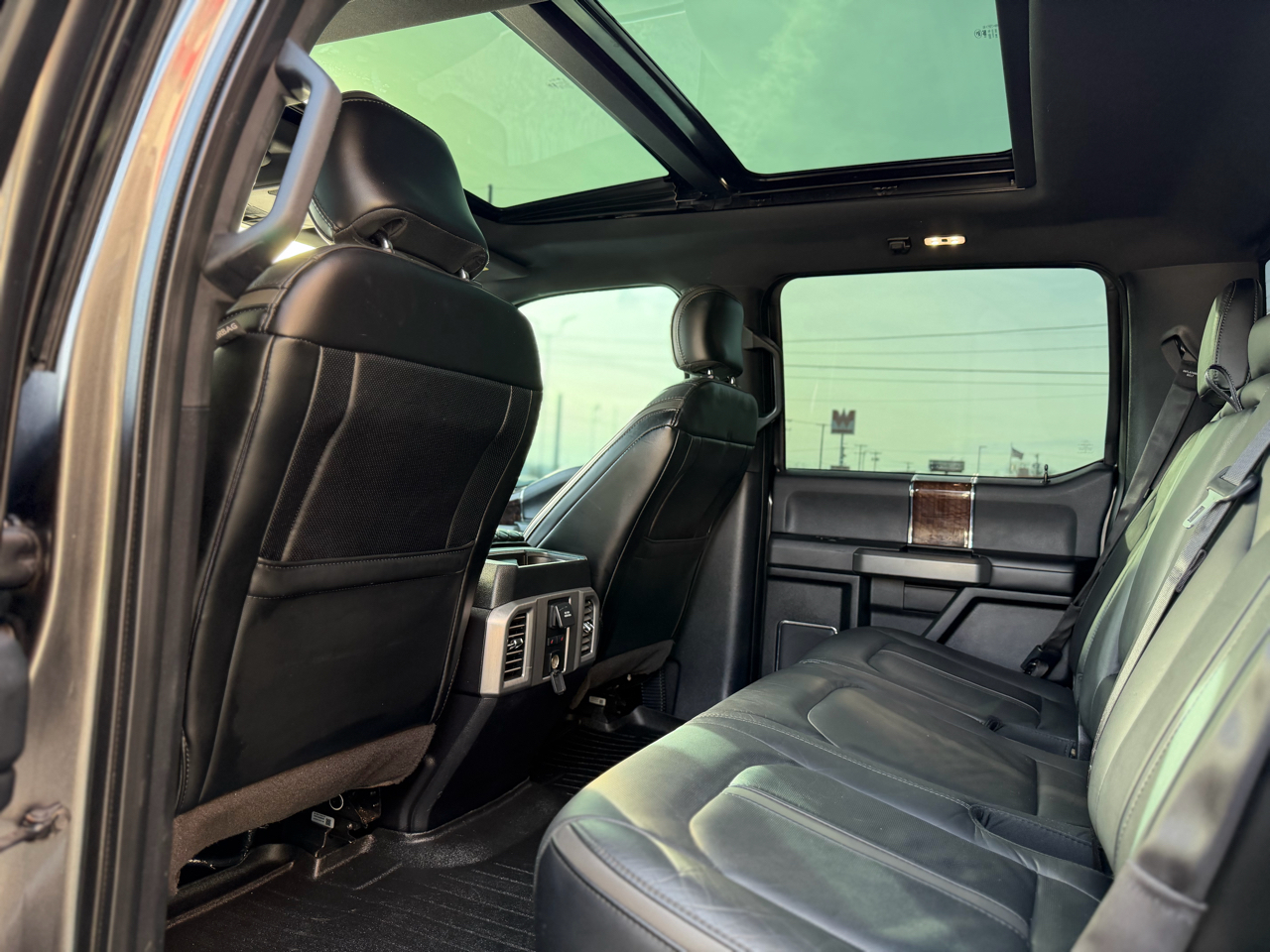 Ford F-150 Platinum SuperCrew 4WD 2015