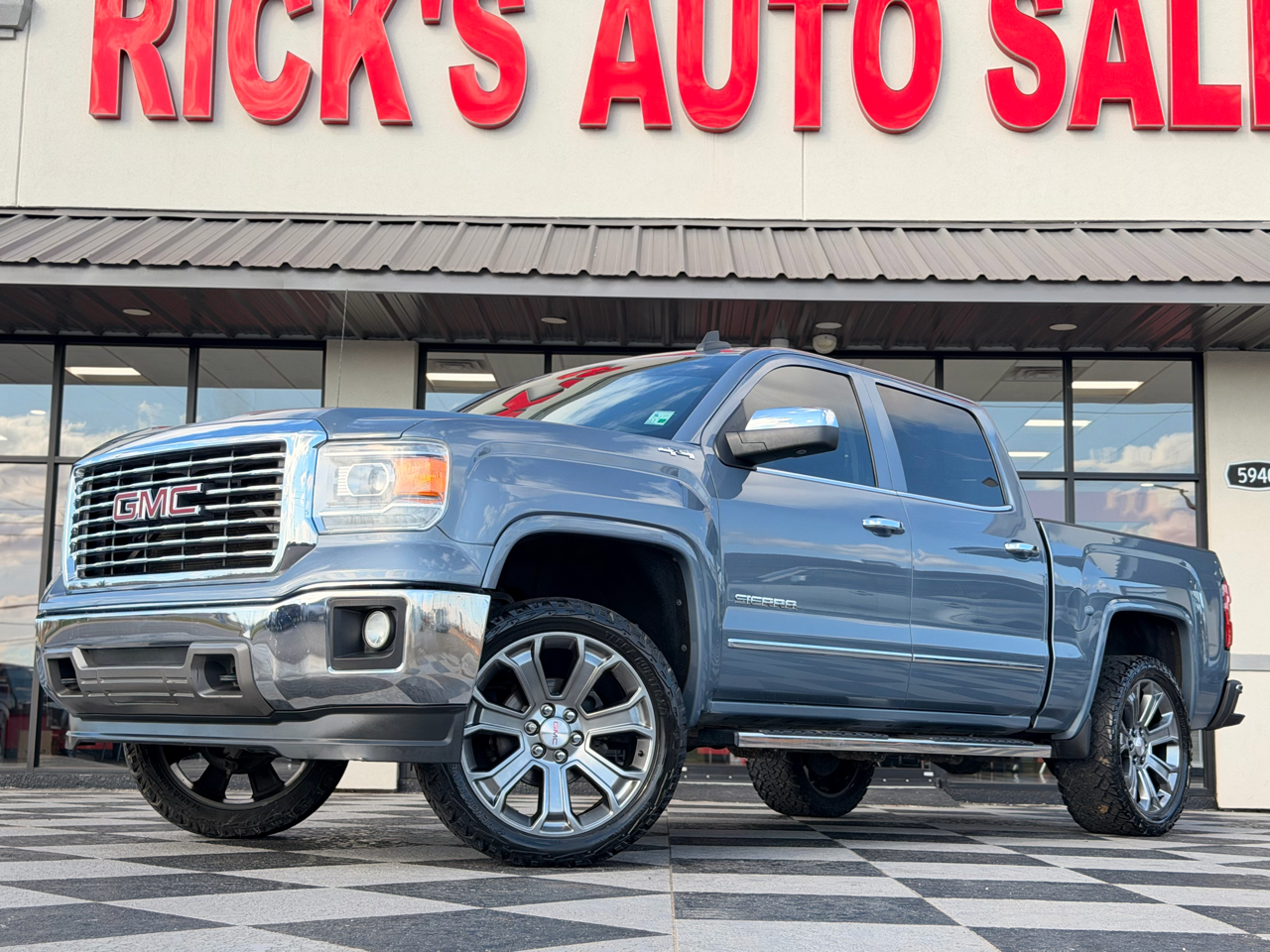 GMC Sierra 1500 SLT Crew Cab 4WD 2015