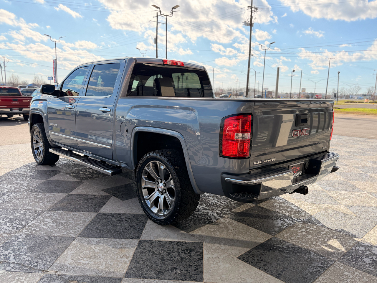 GMC Sierra 1500 SLT Crew Cab 4WD 2015