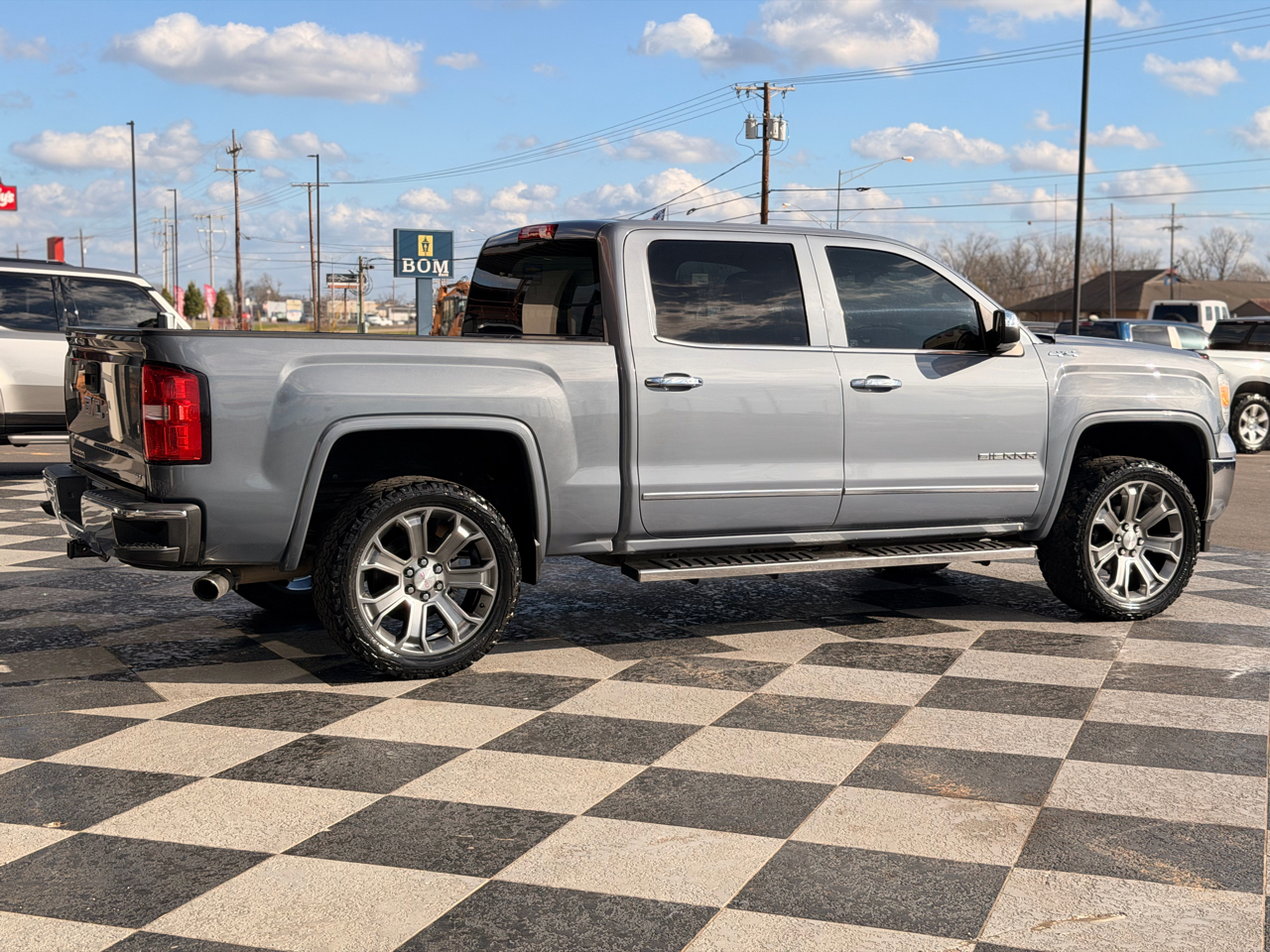 GMC Sierra 1500 SLT Crew Cab 4WD 2015