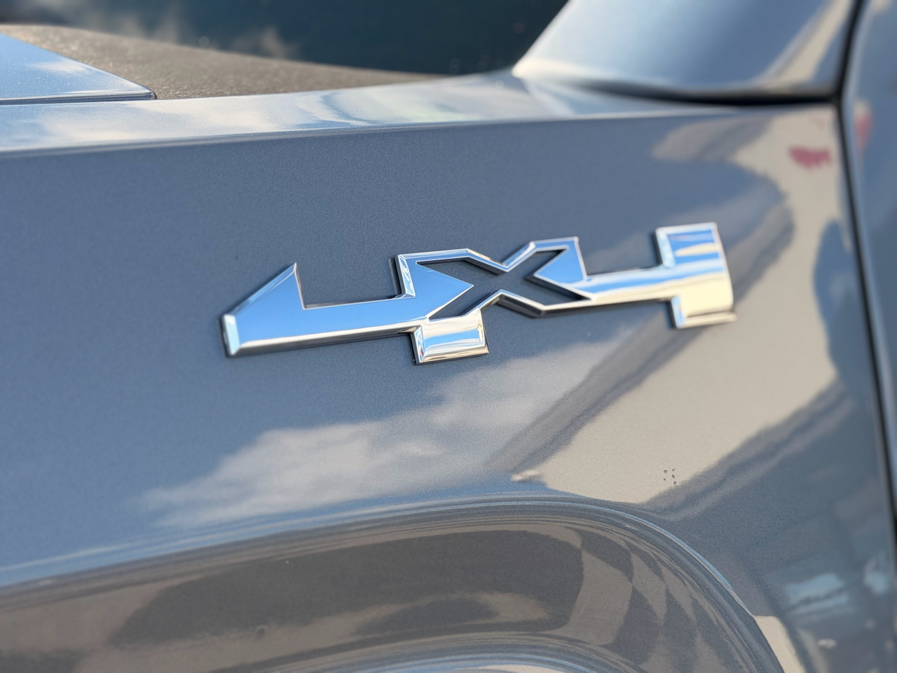 GMC Sierra 1500 SLT Crew Cab 4WD 2015