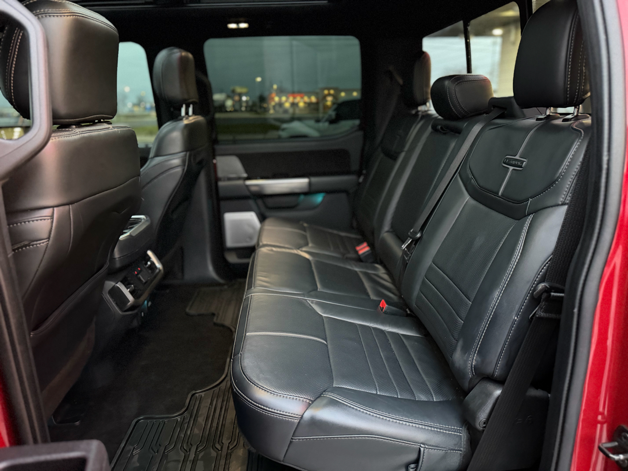 Ford F-150 Platinum SuperCrew 4WD 2022