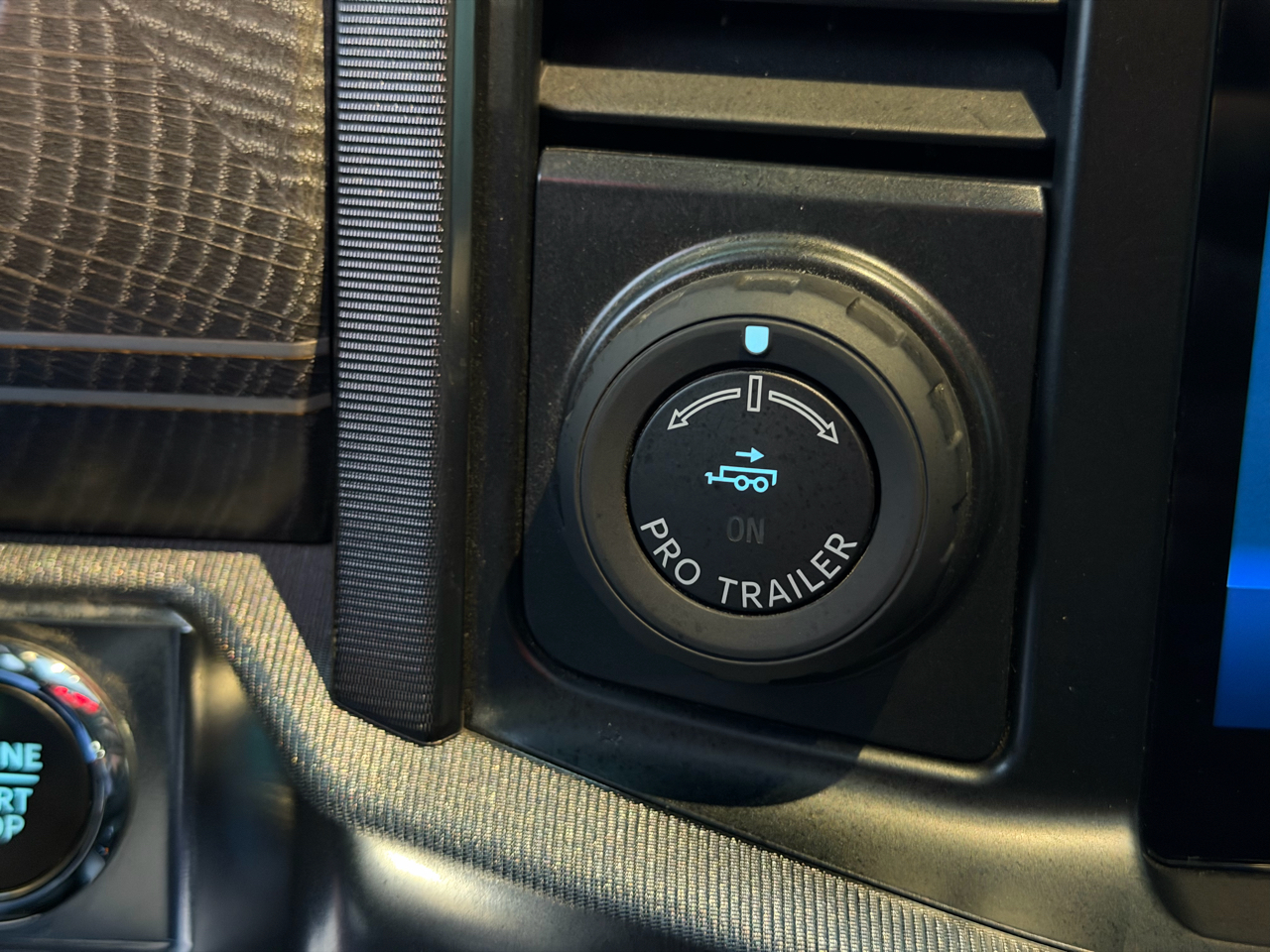 Ford F-150 Platinum SuperCrew 4WD 2022