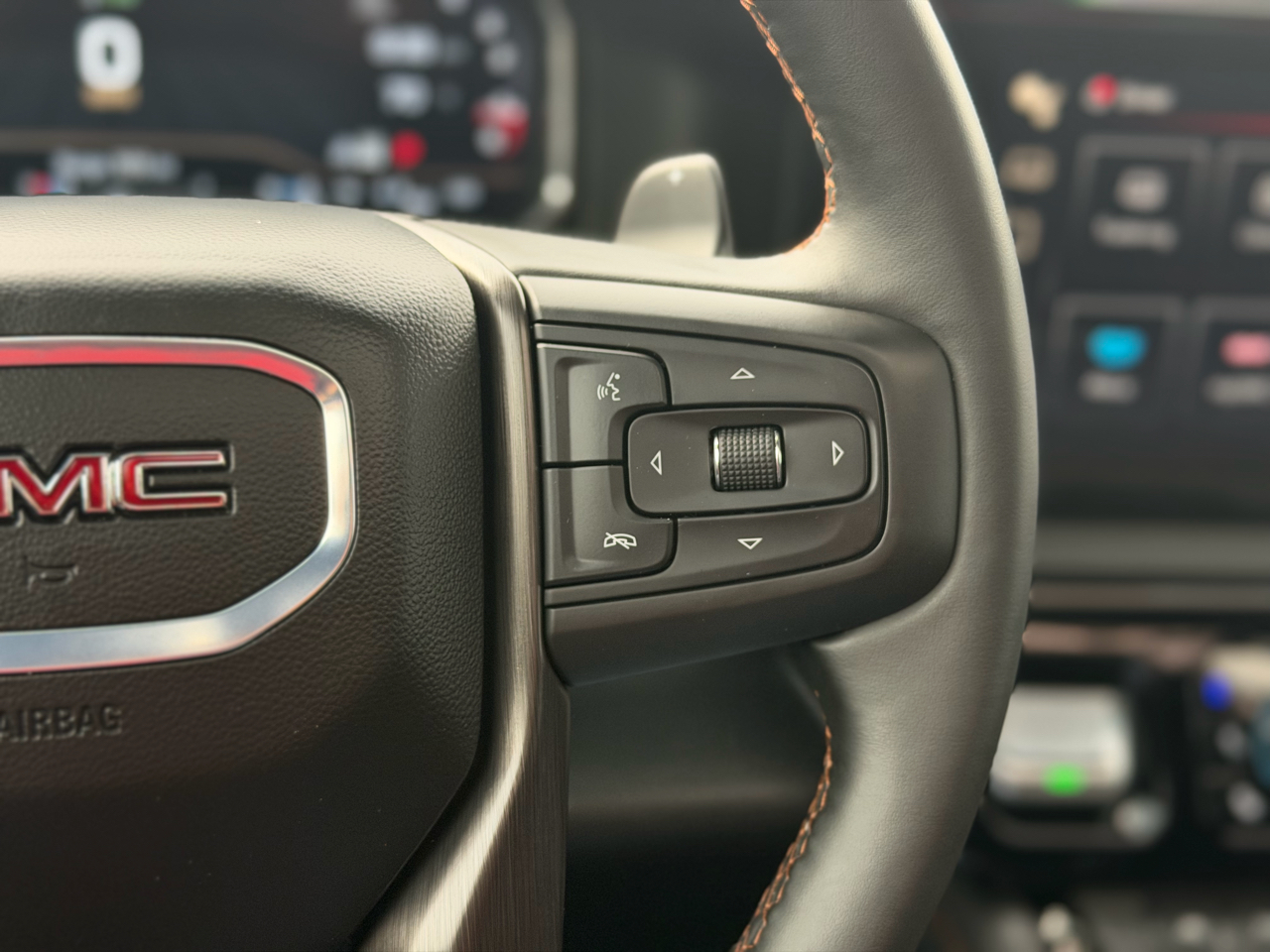 GMC Sierra 1500 AT4 Crew Cab 4WD 2025